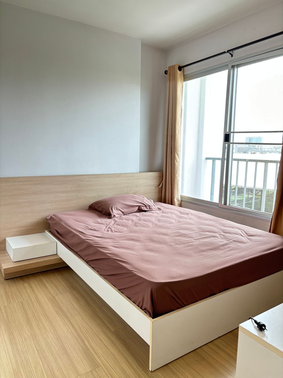 ให้เช่าคอนโดพัฒนาการ ศรีนครินทร์ : ให้เช่า ห้องสวย  Parkland srinakarin condo  1นอน1นำ ขนาด 40.4sq.m. ชั้น5 ตึก D  