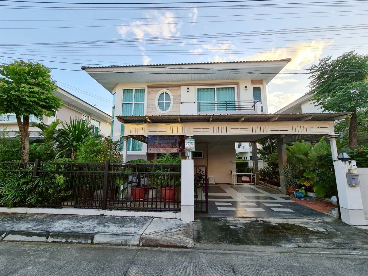 ให้เช่าบ้านเชียงใหม่ : บ้านในโครงการ ให้เช่าเดือนละ 24,000 บาท ใกล้สนามกอล์ฟเอ็มสปอร์ตคอมเพล็กซ์เพียง 5 นาที No.13H606