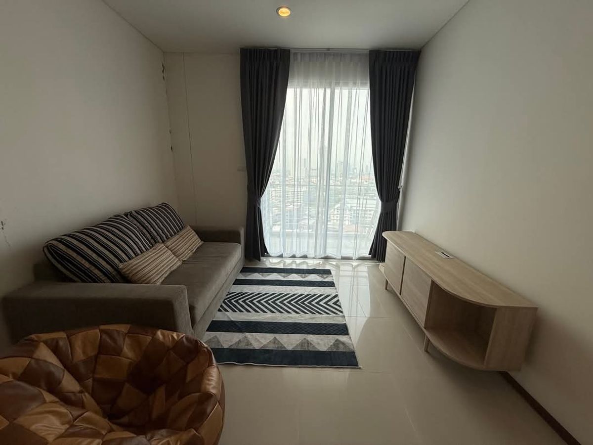 ให้เช่าคอนโดวงเวียนใหญ่ เจริญนคร : 19,000 Baht/Month, Villa Sathorn