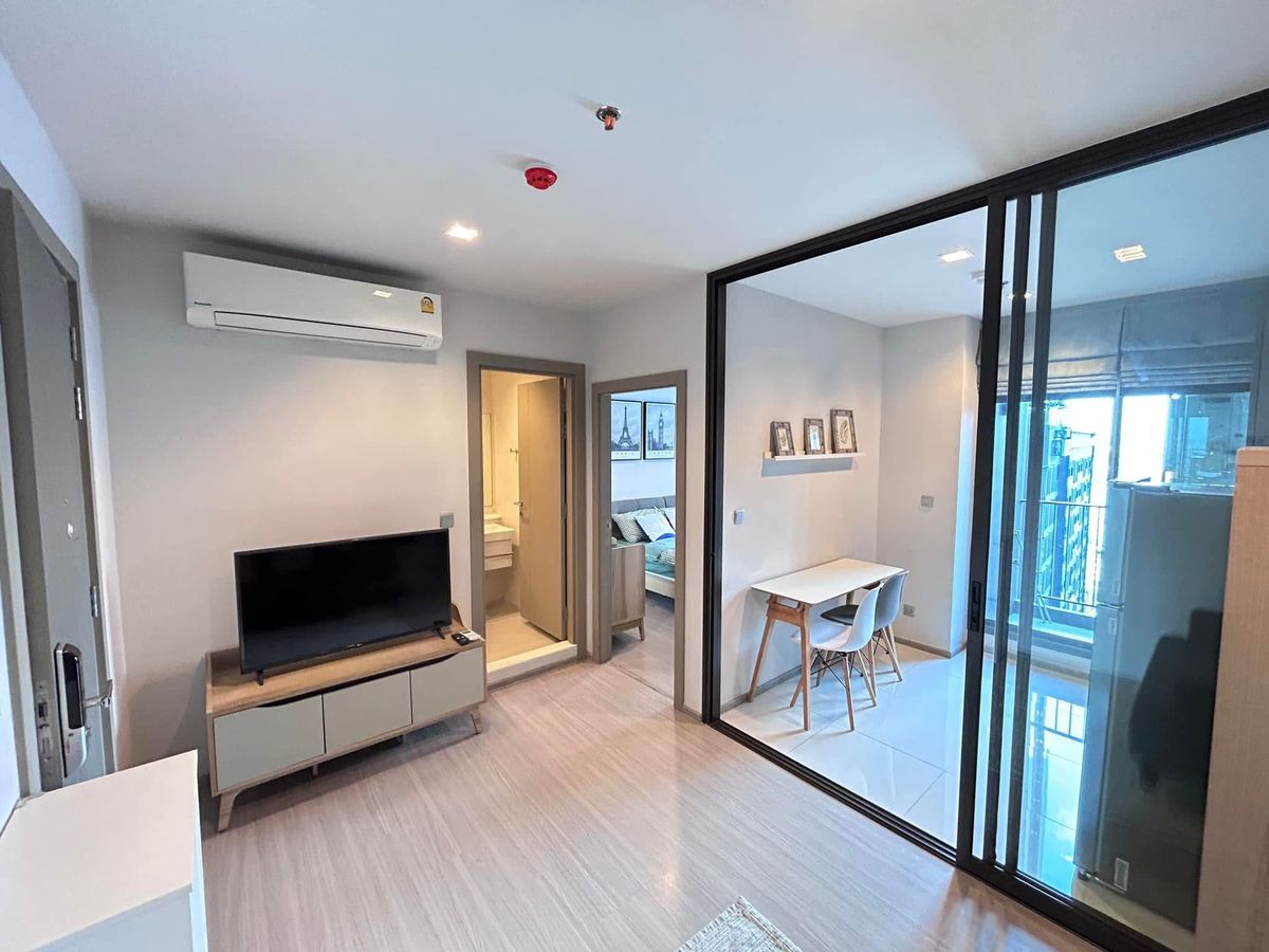 ให้เช่าคอนโดพระราม 9 เพชรบุรีตัดใหม่ RCA : ให้เช่า คอนโด  Life Asoke Rama 9 ใกล้ Central Rama9 และ MRT Rama9