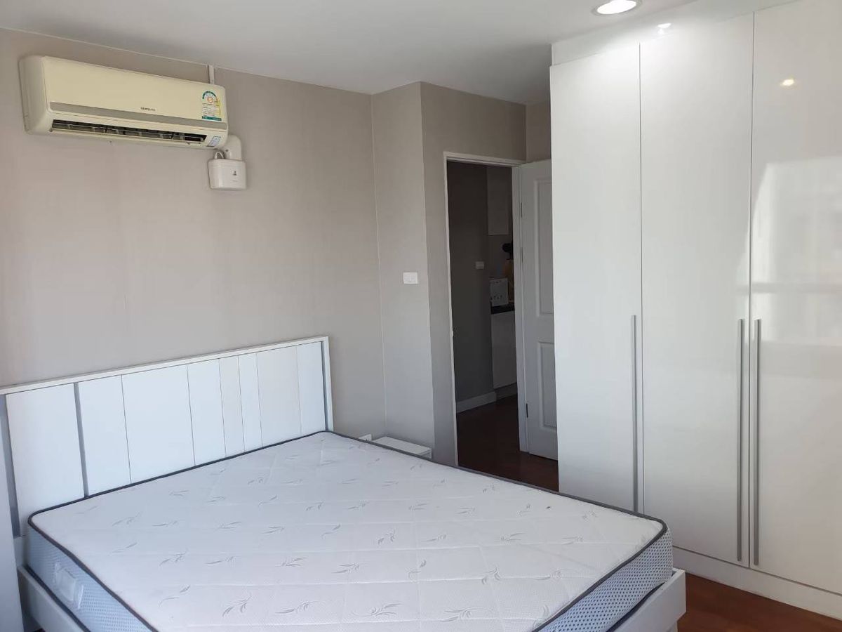 ให้เช่าคอนโดพระราม 9 เพชรบุรีตัดใหม่ RCA : FOR RENT  2 BEDROOM 1 BATHROOM  81 SQ.M   REPAIR ALREADY   + READY TO MOVE IN 