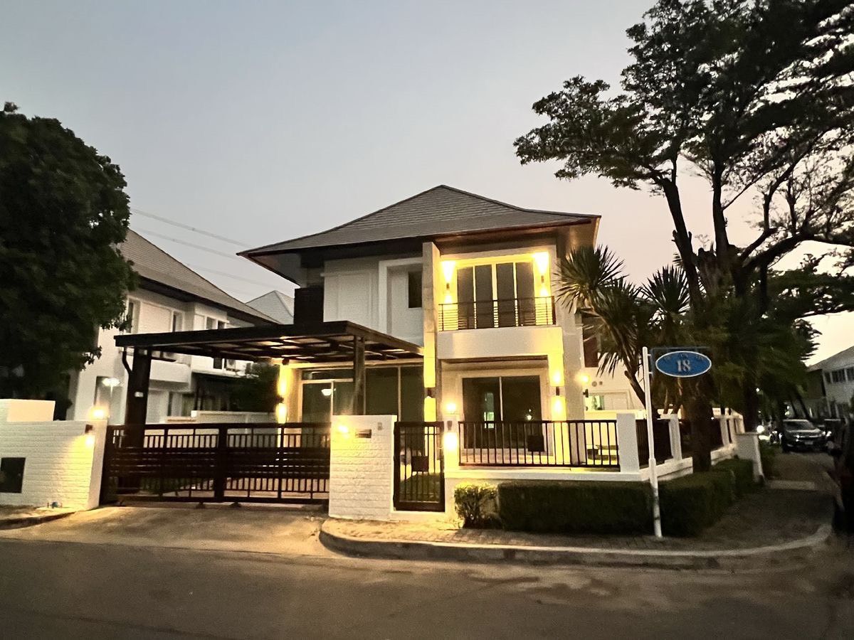 ให้เช่าบ้านบางนา แบริ่ง ลาซาล : 🏡 ให้เช่าบ้านเดี่ยวสุดหรู โครงการ Blue Lagoon 1 บางนา–วงแหวน