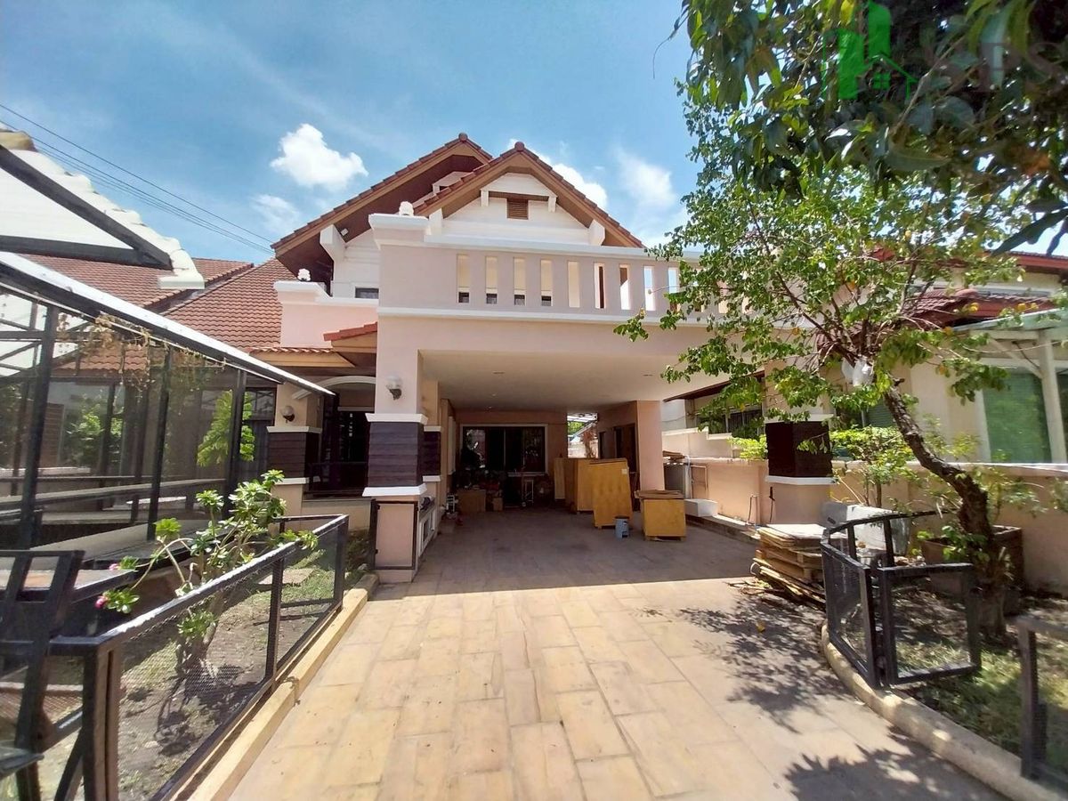 ให้เช่าบ้านบางนา แบริ่ง ลาซาล : FOR RENT Detached House at Sukhumvit 105 ให้เช่าบ้านเดี่ยว สุขุมวิท 105 (SPSYG497) 