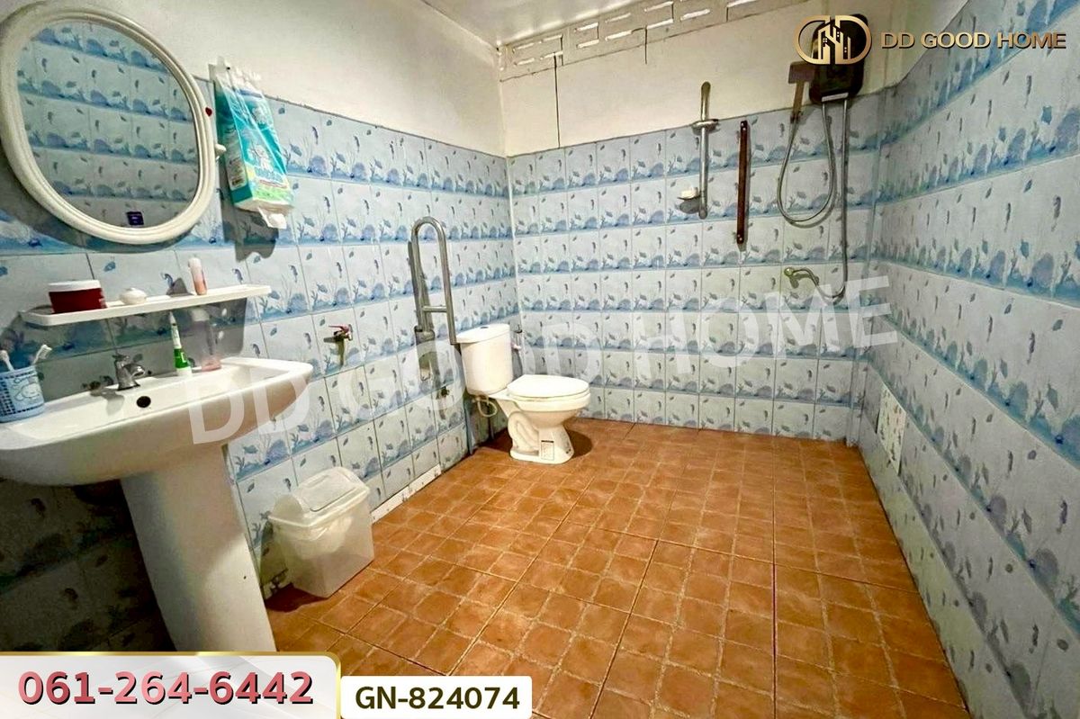 For SaleShop HouseKoh Samui, Surat Thani : GN-824074 Commercial building, Thung Tao, Thung Tao Mobile Phone Shop, Surat Thani, near Lotus