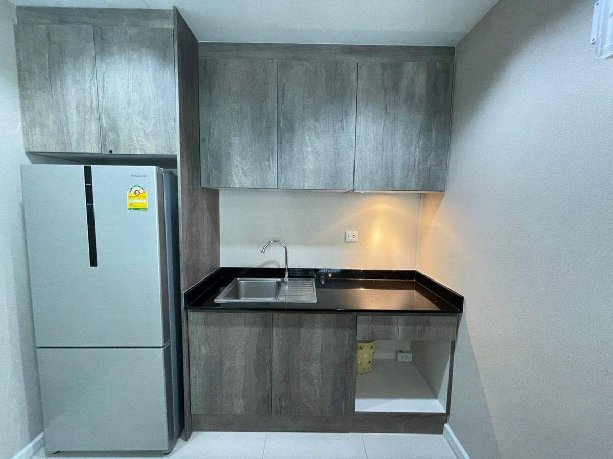 For RentHousePathum Thani,Rangsit, Thammasat : Detached house, beautiful, Foni, full, available for rent, just 2 minutes from the Rangsit Fuse, 4 bedrooms