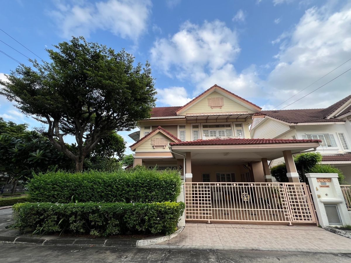 ขายบ้านมีนบุรี-ร่มเกล้า : พาร์คเวย์ ชาเล่ต์ รามคำแหง / 3 ห้องนอน (ขาย), Parkway Chalet Ramkhamhaeng / 3 Bedrooms (FOR SALE) AA374