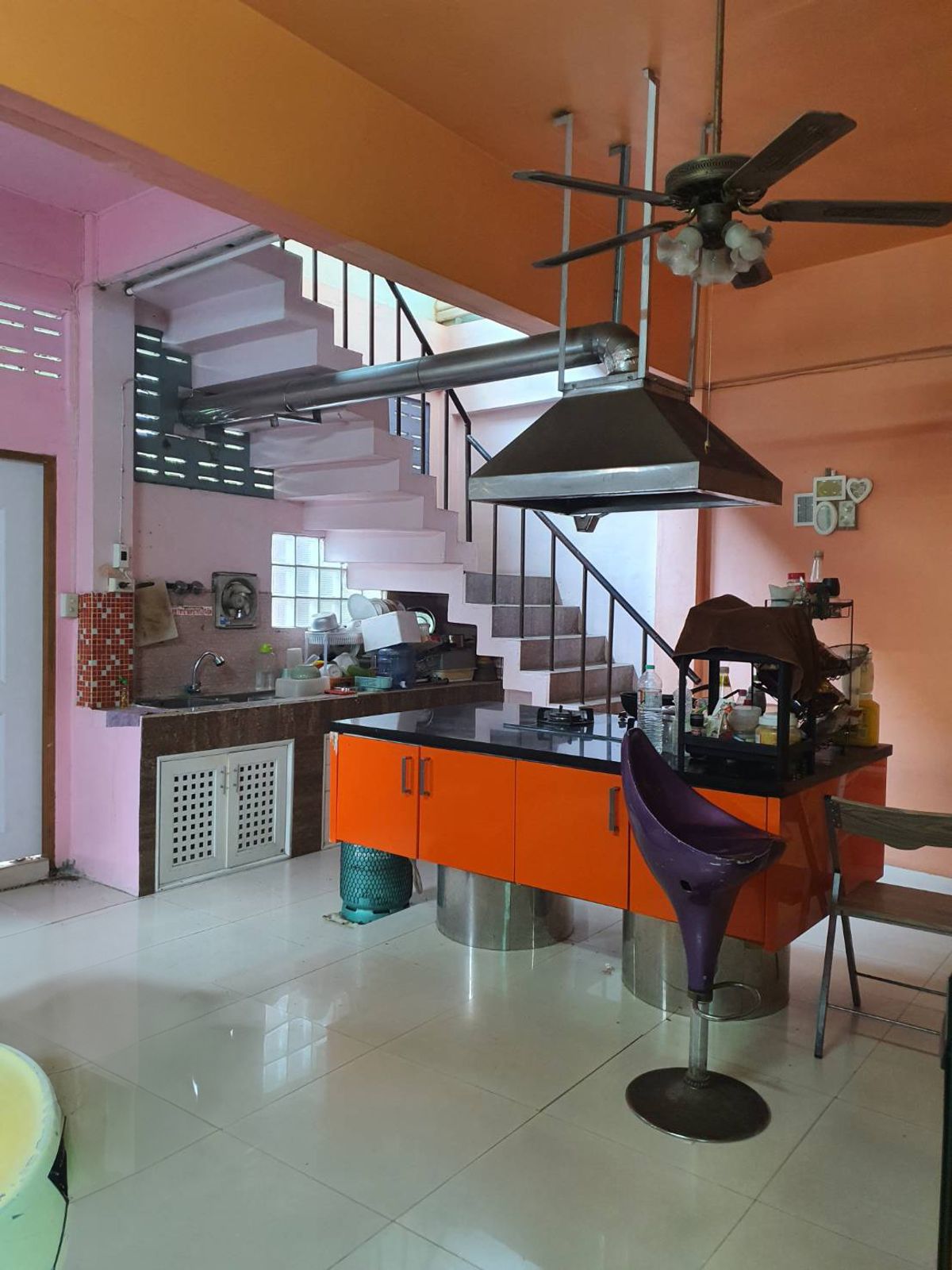 ขายอาคารพาณิชย์นนทบุรี บางใหญ่ บางบัวทอง : อาคารพาณิชย์ บางบัวทอง ห้องมุมปากซอย โรงพยาบาลบางบัวทอง