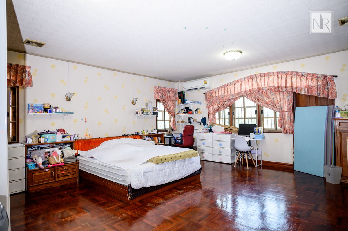 ขายที่ดินวิภาวดี ดอนเมือง หลักสี่ : ขายที่ดินสวย ใกล้ ม.หอการค้า 384 ตรว. พร้อมบ้านเดี่ยว 2 ชั้น