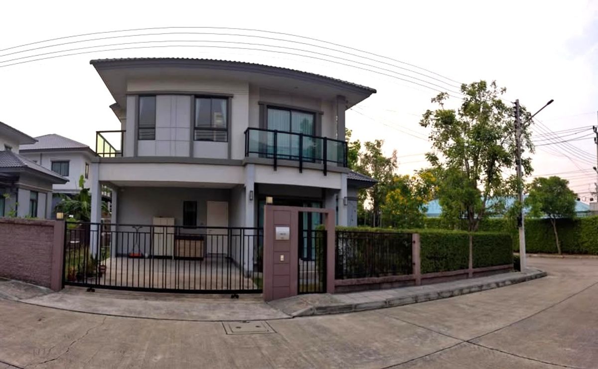 ให้เช่าบ้านปทุมธานี รังสิต ธรรมศาสตร์ : ภัสสร ดอนเมือง-ธูปะเตมีย์ 