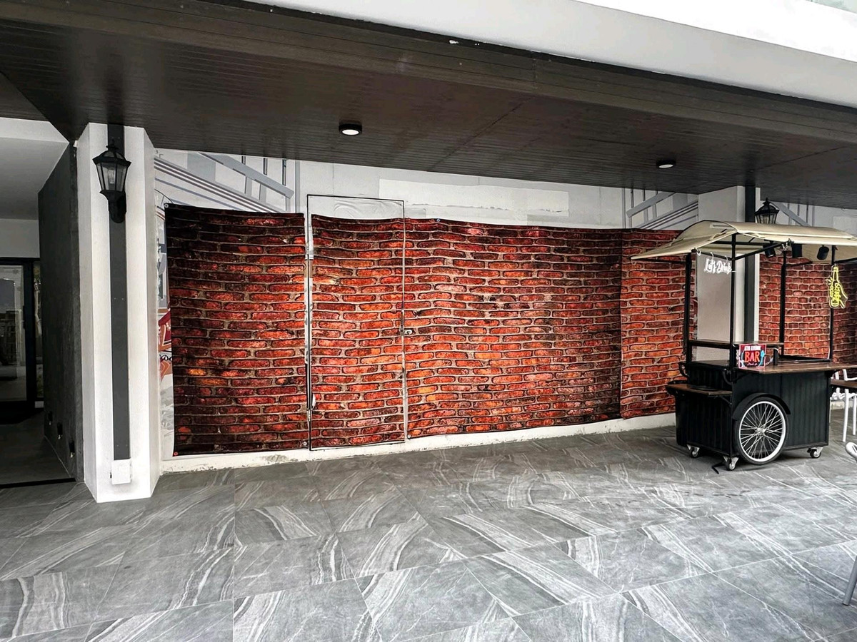 For RentRetail SpaceSukhumvit, Asoke, Thonglor : 🏙✨ Prime Retail Space for Rent — 80 sq.m. on Sukhumvit 15 (Asoke–Nana)