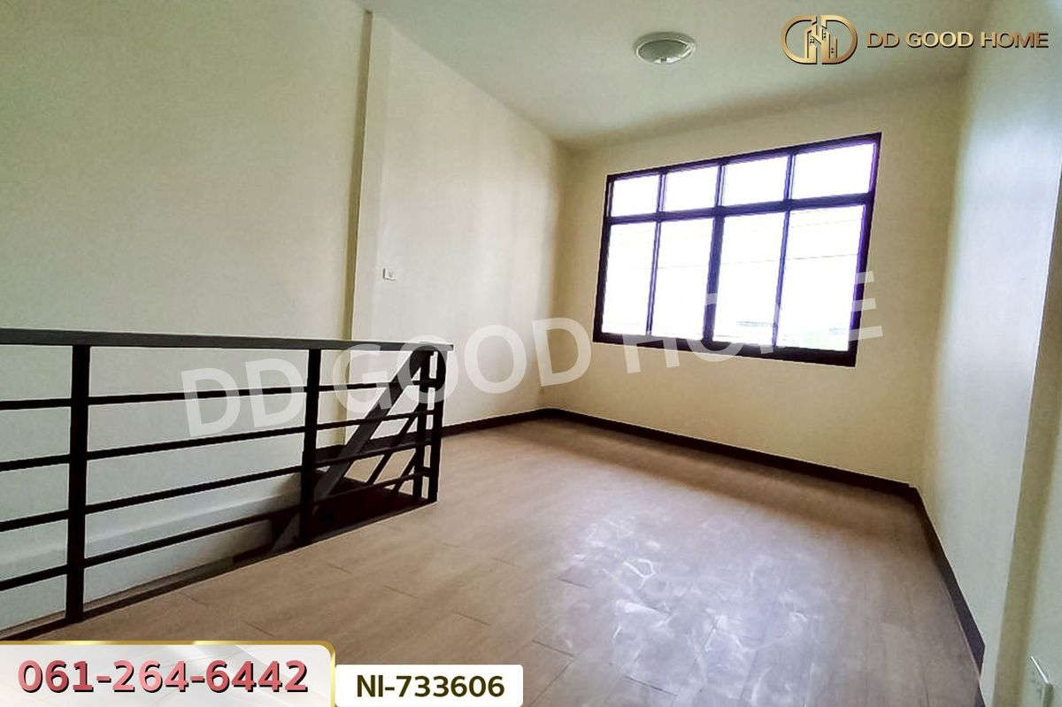 For SaleShop HouseBang Sue, Wong Sawang, Tao Pun : NI-733606 Commercial building, Bangkok-Nonthaburi Road, Bang Sue, near Gateway At Bang Sue shopping mall