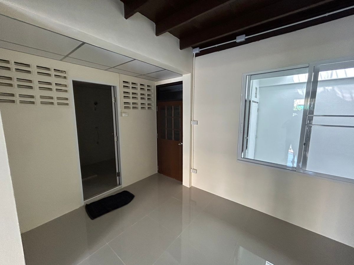 ให้เช่าทาวน์โฮมรามคำแหง หัวหมาก : 🤩ใช้บริการกับเราเพื่อรับโปรโมชั่นสุดพิเศษ🤩 บ้านทาวน์เฮาส์2ชั้น2หลังแฝด