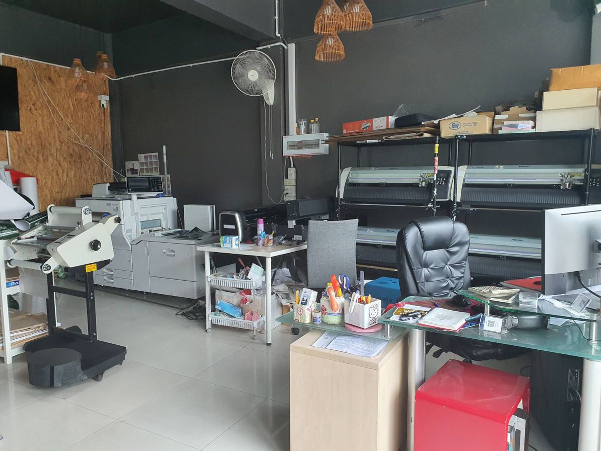 ขายอาคารพาณิชย์นนทบุรี บางใหญ่ บางบัวทอง : อาคารพาณิชย์ บางบัวทอง ห้องมุมปากซอย โรงพยาบาลบางบัวทอง