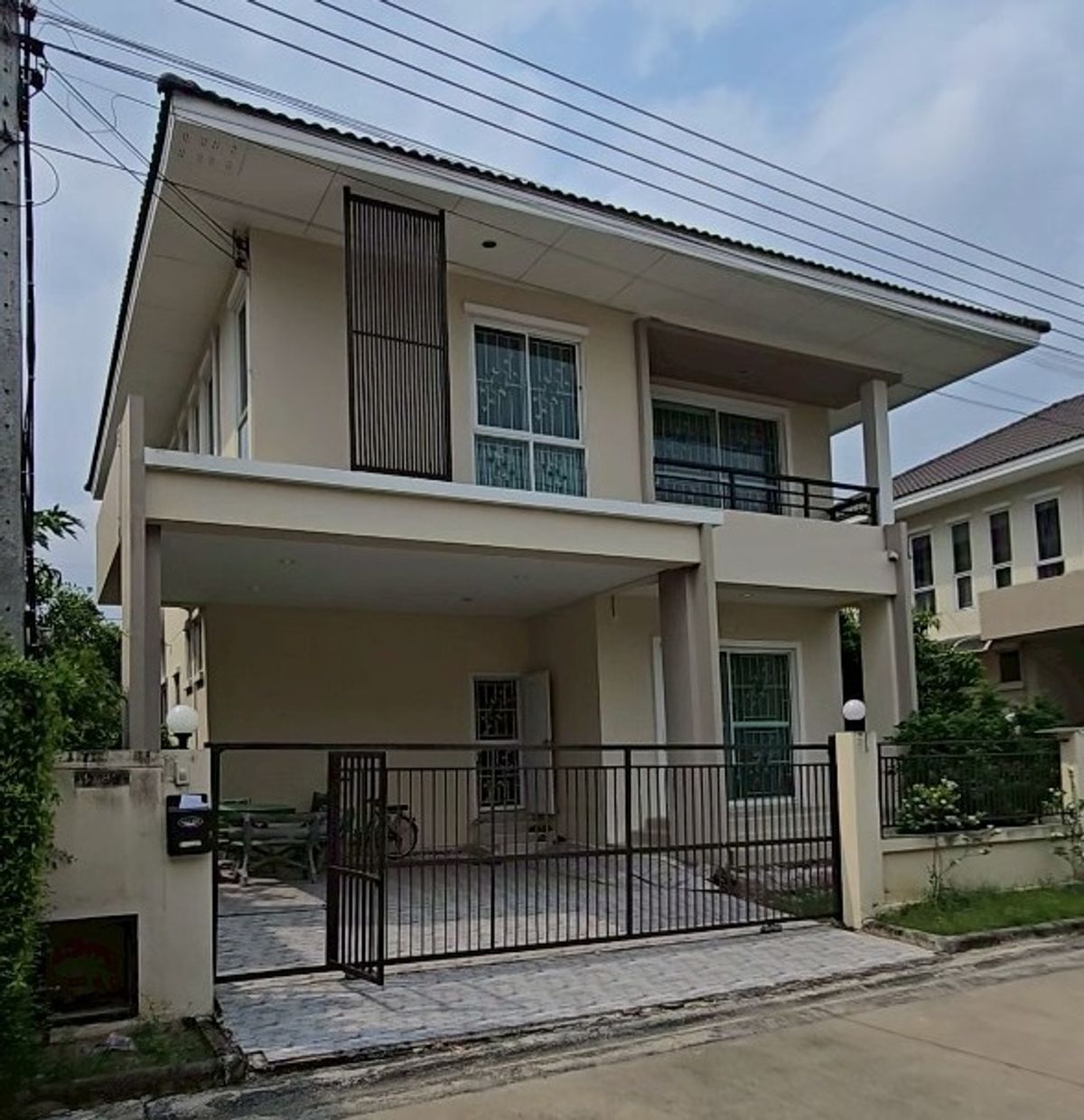 ขายบ้านปทุมธานี รังสิต ธรรมศาสตร์ : หมู่บ้านพัฒนาสิริ เดอะไพร์ด พหลโยธิน- ลำลูกกา ลำลูกกา คลอง 2 ใกล้สถานีรถไฟฟ้าคูคต ถนนลำลูกกา ต.คูคต อ.ลำลูกกา จ.ปทุมธานี
