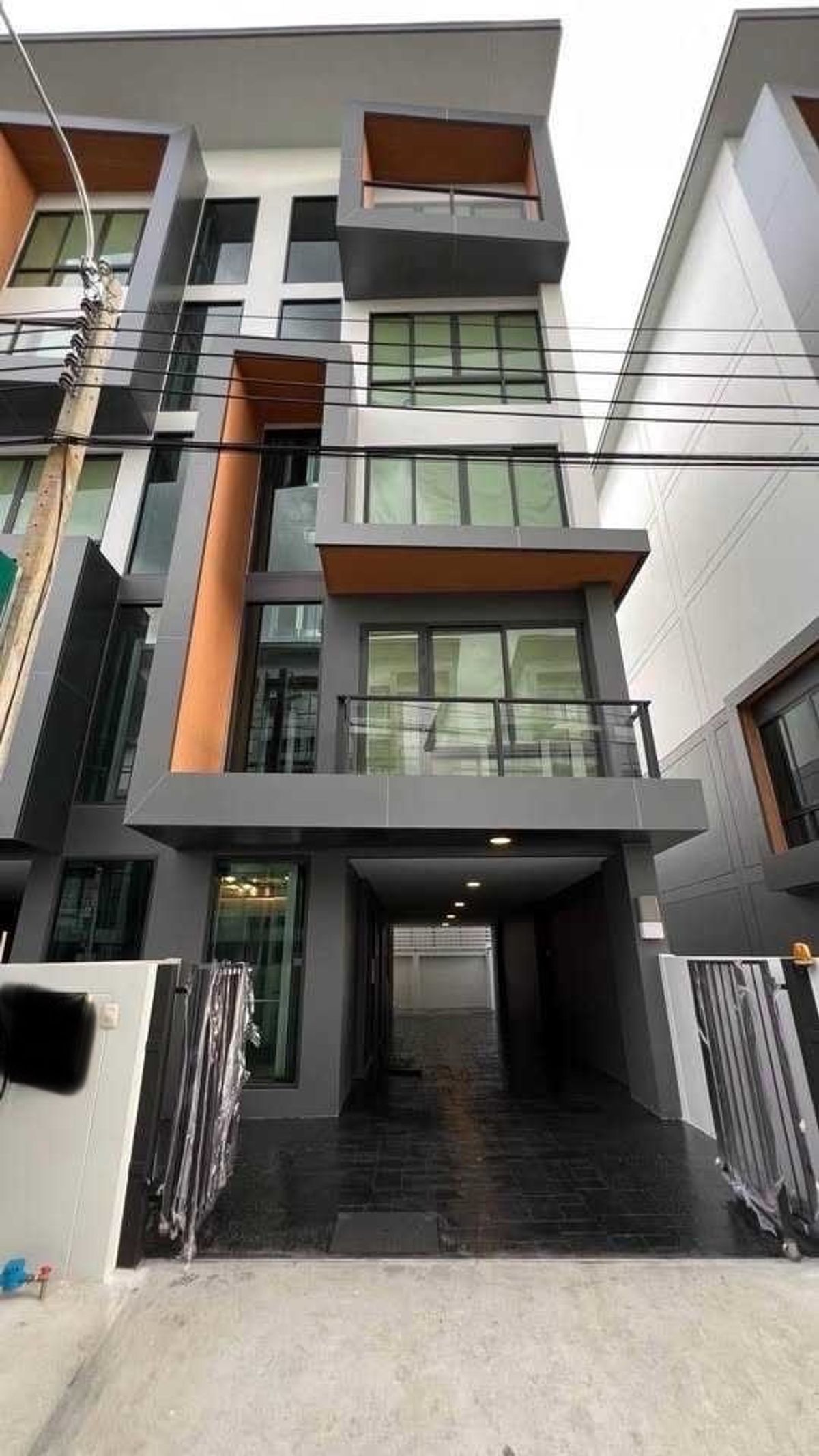 For RentOfficePattanakan, Srinakarin : Rent Home Office -JW Park, Krungthep Kreetha