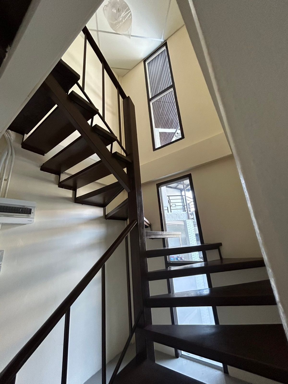 ให้เช่าทาวน์โฮมรามคำแหง หัวหมาก : 🤩ใช้บริการกับเราเพื่อรับโปรโมชั่นสุดพิเศษ🤩 บ้านทาวน์เฮาส์2ชั้น2หลังแฝด