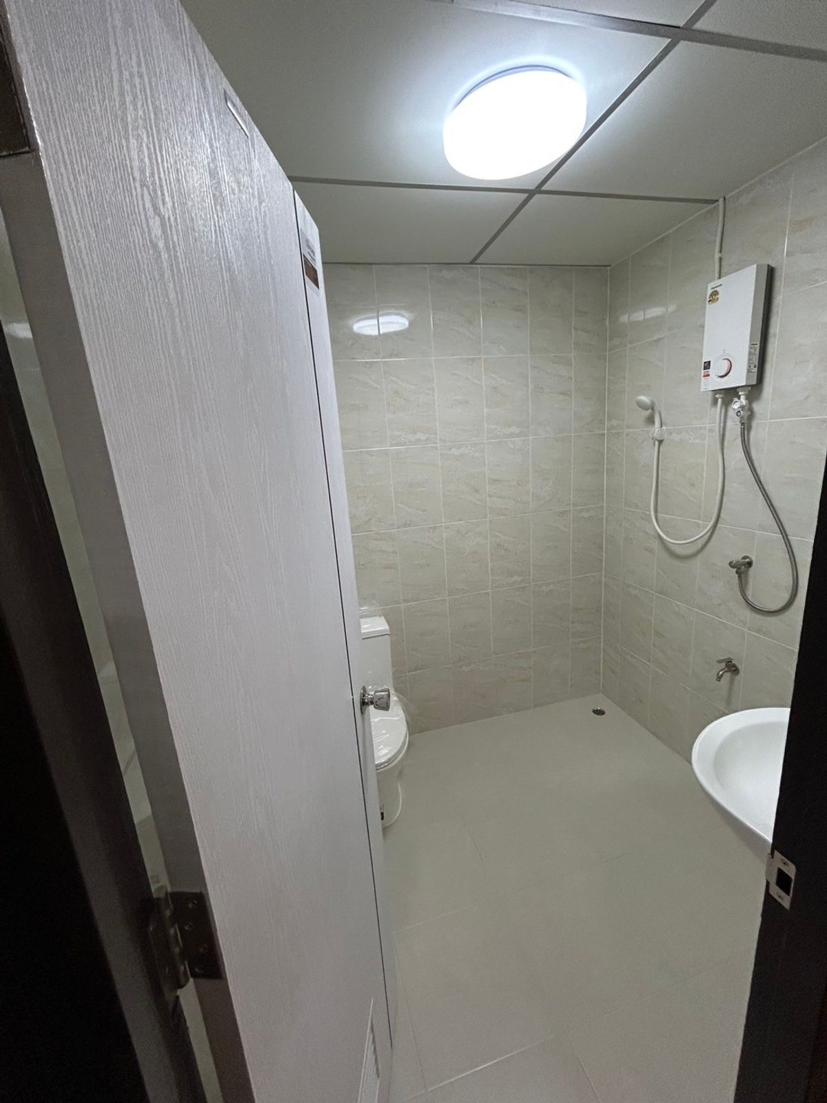 ให้เช่าทาวน์โฮมรามคำแหง หัวหมาก : 🤩ใช้บริการกับเราเพื่อรับโปรโมชั่นสุดพิเศษ🤩 บ้านทาวน์เฮาส์2ชั้น2หลังแฝด