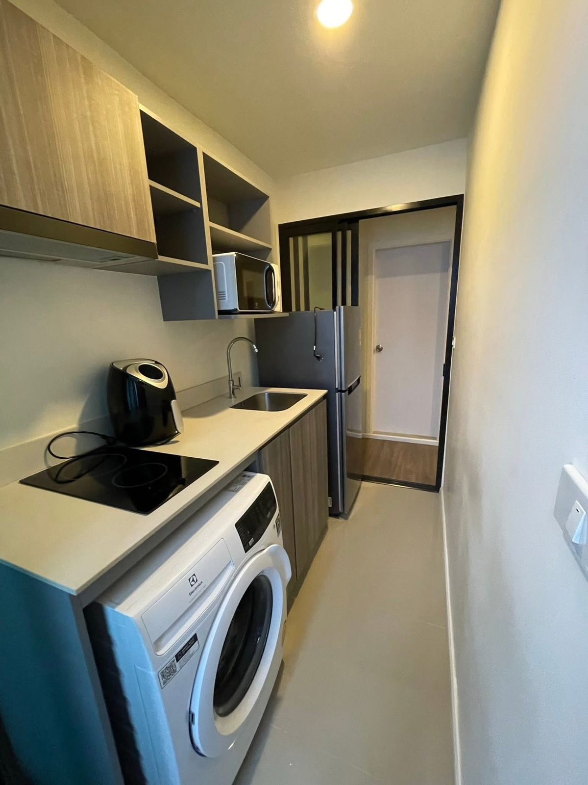 For RentCondoNawamin, Ramindra : Urgent‼ ️ Beautiful room for rent, The Origin Ram Inthra 83 Station, beautiful room at the cover Full furniture+There is a washing machine‼ ️ Ready to enter 1/6/68 (very fast chat)