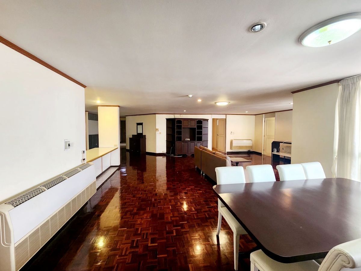ให้เช่าสุขุมวิท อโศก ทองหล่อ : FOR RENT – TAI PING TOWER, EKKAMAI, BANGKOK | 出租 – 泰平大厦 (Tai Ping Tower)，曼谷 Ekkamai 区