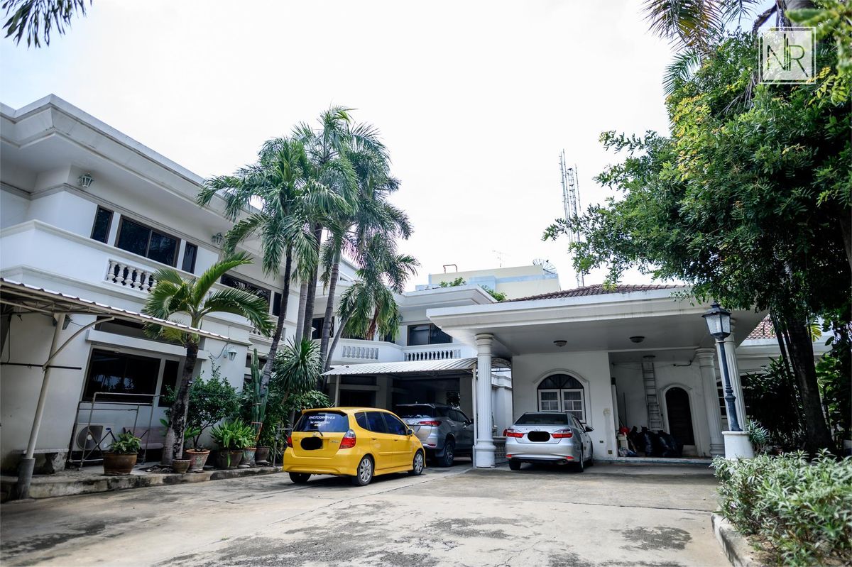 ขายที่ดินวิภาวดี ดอนเมือง หลักสี่ : ขายที่ดินสวย ใกล้ ม.หอการค้า 384 ตรว. พร้อมบ้านเดี่ยว 2 ชั้น