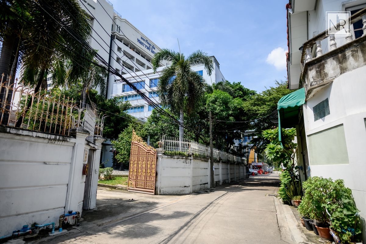 ขายที่ดินวิภาวดี ดอนเมือง หลักสี่ : ขายที่ดินสวย ใกล้ ม.หอการค้า 384 ตรว. พร้อมบ้านเดี่ยว 2 ชั้น