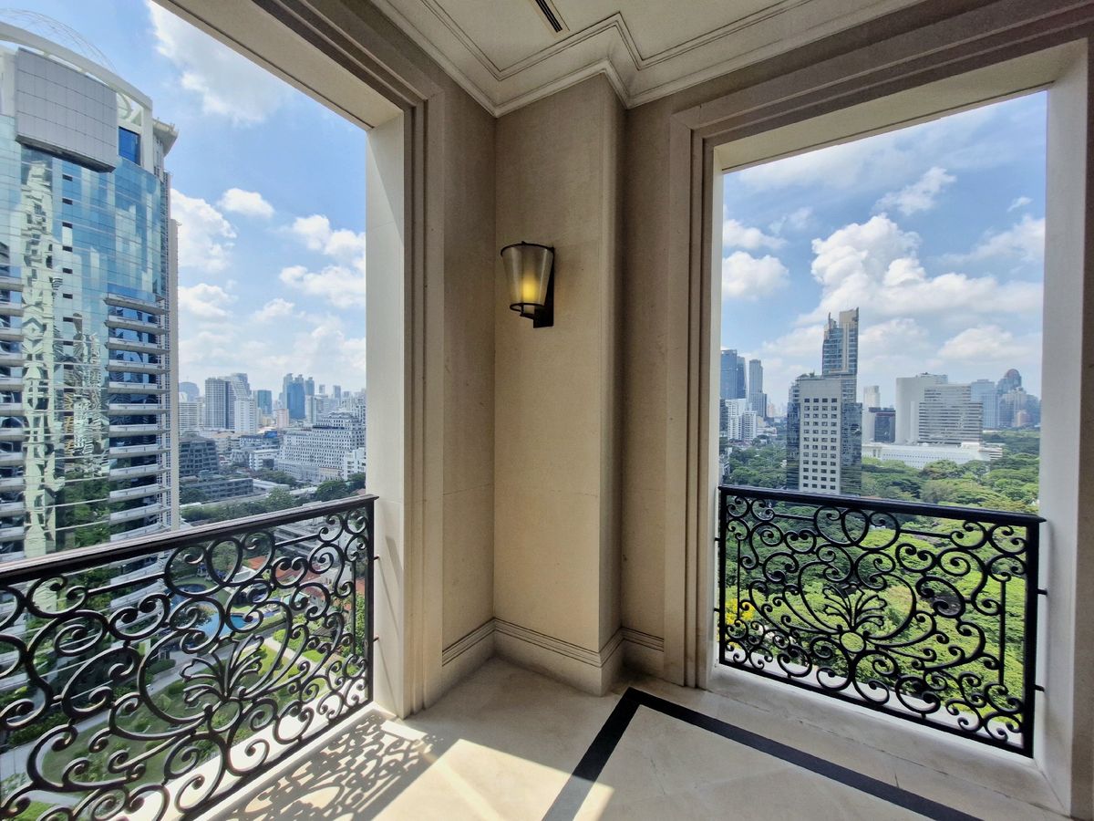 ขายคอนโดวิทยุ ชิดลม หลังสวน : For Sale : 98 Wireless  2bed3bath 132.57sqm วิวสวนสีเขียว มุมที่ดีที่สุด 