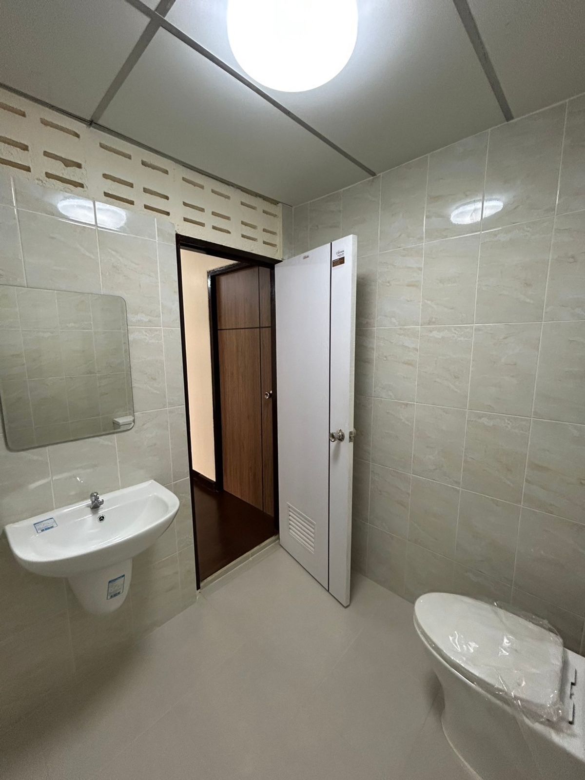 ให้เช่าทาวน์โฮมรามคำแหง หัวหมาก : 🤩ใช้บริการกับเราเพื่อรับโปรโมชั่นสุดพิเศษ🤩 บ้านทาวน์เฮาส์2ชั้น2หลังแฝด