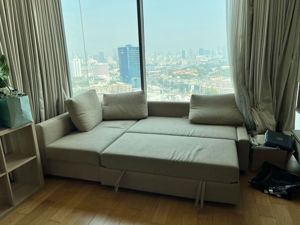 For RentCondoSathorn, Narathiwat : Rent a condo The Breeze Narathiwas. The Chao Phraya River view. Beautiful room. Ready