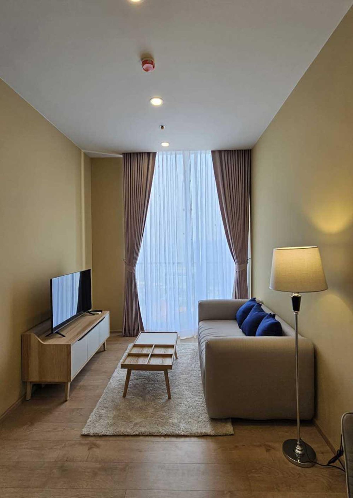 For RentCondoSukhumvit, Asoke, Thonglor : NOBLE BE 19 Condo for rent, near MRT Sukhumvit and BTS Asoke