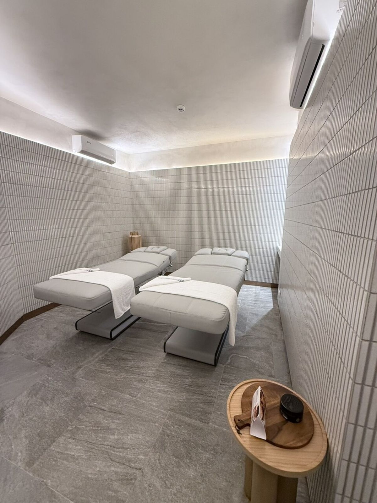 ขายคอนโดพัทยา บางแสน ชลบุรี สัตหีบ :  Arom Wongamat