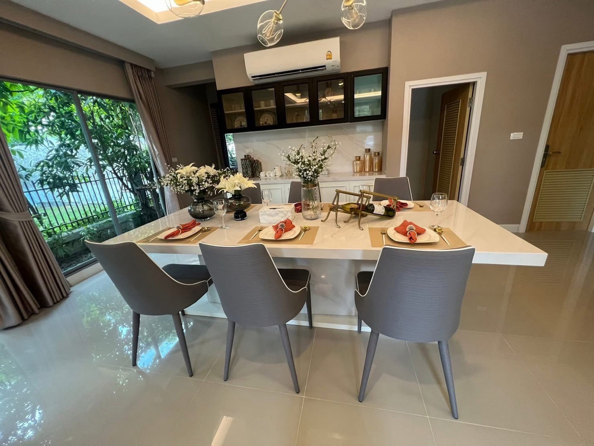 ขายบ้านพัฒนาการ ศรีนครินทร์ : 📢🔥 ขายพร้อมผู้เช่า 18/1/2570 บ้านเดี่ยวหรู Perfect Place พระราม 9 – กรุงเทพกรีฑา
ทำเลศักยภาพ เชื่อมต่อหลายเส้นทาง ใกล้โรงเรียนนานาชาติชั้นนำ | ใกล้ Airport Rail Link & ทางด่วน