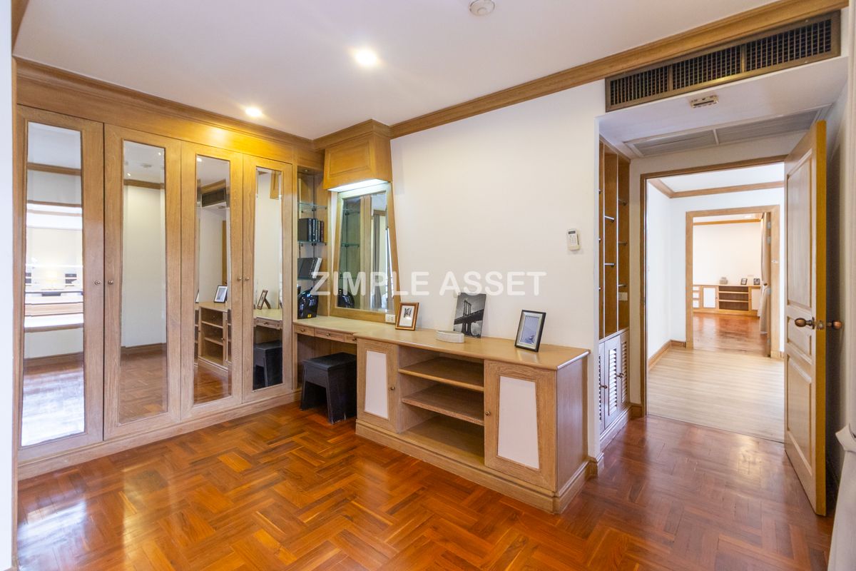 ให้เช่าสุขุมวิท อโศก ทองหล่อ : ZA90057 อพาร์ทเมนท์สุดหรูใจกลางสุขุมวิท ซอย31 มาพร้อมห้องขนาดใหญ่ กว้างขวาง ตกแต่งครบ พร้อมการออกแบบที่เน้นความเป็นส่วนตัว เงียบสงบ เหมาะสำหรับการพักผ่อนอย่างแท้จริง ตั้งอยู่บนทำเลใจกลางเมือง ใกล้ BTS พร้อมพงษ์ เลี้ยงสัตว์ได้🐶