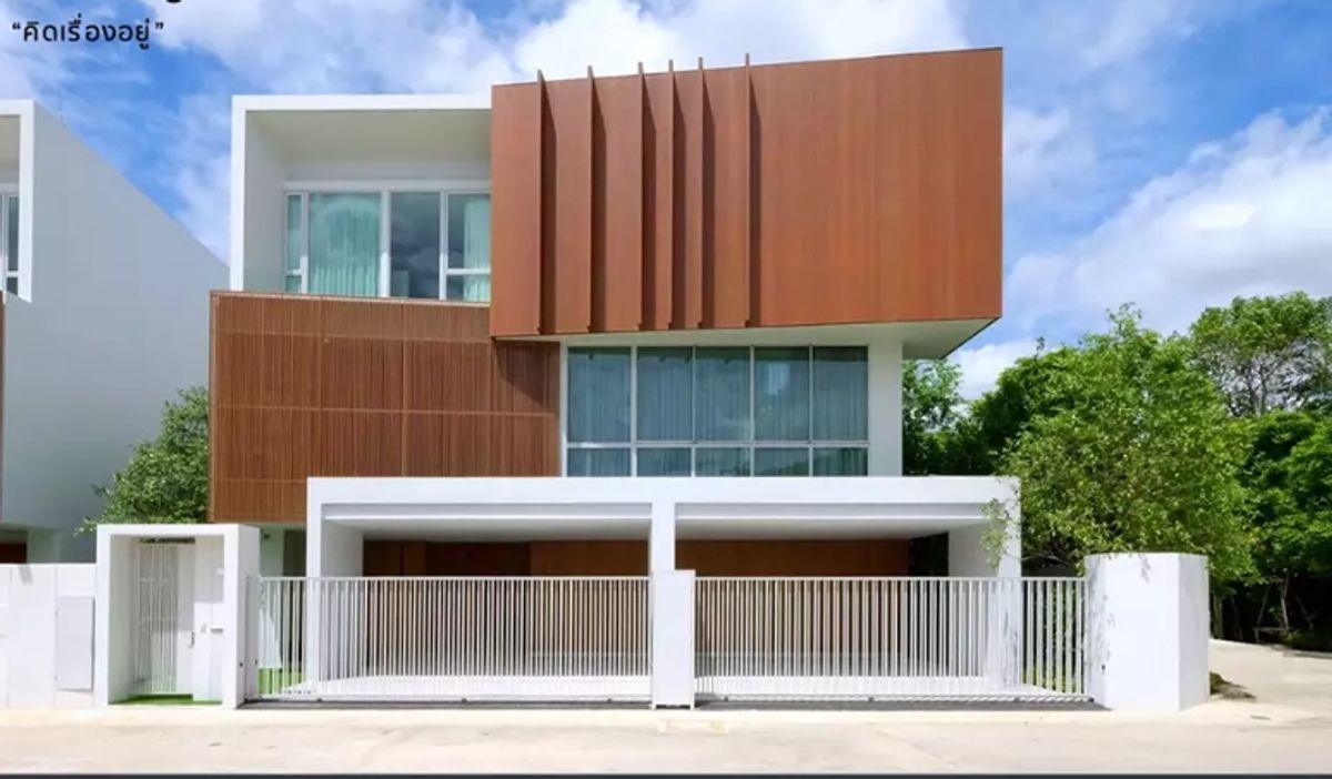 ขายบ้านปิ่นเกล้า จรัญสนิทวงศ์ : ขาย บ้านเดี่ยวหรู 3 ชั้น พร้อมลิฟ  THE MARQ Exquisite  เดอะมาร์ค เอ็กซ์ควิซิท  ทำเล ราชพฤกษ์-จรัญสนิทวงศ์  ราคา 65 ล้านบาท  ติดต่อนัดชม  คุณนิว : 0902451519