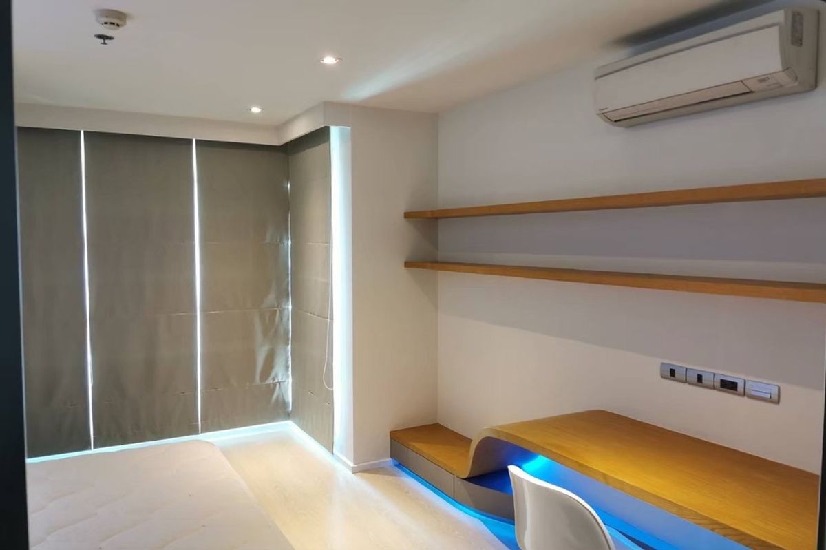 For SaleCondoSathorn, Narathiwat : 🔥 Sale with tenant !!🔥 Code C20221201014..........Rhythm Sathorn - Narathiwas, 1 bedroom, 1 bathroom, high floor 10++, North Facing, furnished, Special Deal!!📣📣