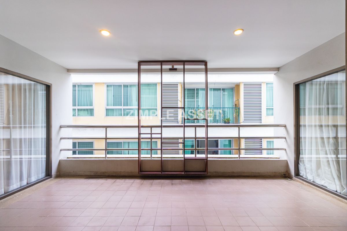 ให้เช่าสุขุมวิท อโศก ทองหล่อ : ZA90057 อพาร์ทเมนท์สุดหรูใจกลางสุขุมวิท ซอย31 มาพร้อมห้องขนาดใหญ่ กว้างขวาง ตกแต่งครบ พร้อมการออกแบบที่เน้นความเป็นส่วนตัว เงียบสงบ เหมาะสำหรับการพักผ่อนอย่างแท้จริง ตั้งอยู่บนทำเลใจกลางเมือง ใกล้ BTS พร้อมพงษ์ เลี้ยงสัตว์ได้🐶