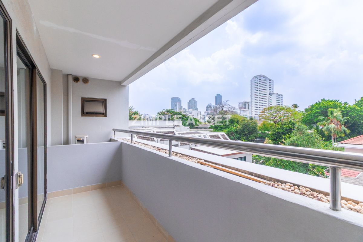 ให้เช่าสุขุมวิท อโศก ทองหล่อ : ZA90057 อพาร์ทเมนท์สุดหรูใจกลางสุขุมวิท ซอย31 มาพร้อมห้องขนาดใหญ่ กว้างขวาง ตกแต่งครบ พร้อมการออกแบบที่เน้นความเป็นส่วนตัว เงียบสงบ เหมาะสำหรับการพักผ่อนอย่างแท้จริง ตั้งอยู่บนทำเลใจกลางเมือง ใกล้ BTS พร้อมพงษ์ เลี้ยงสัตว์ได้🐶