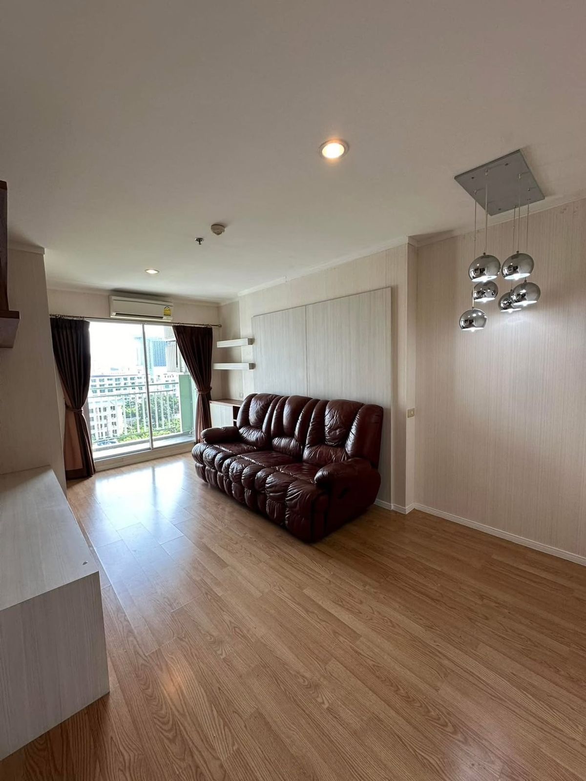 ขายคอนโดพัทยา บางแสน ชลบุรี สัตหีบ : ขายห้อง 1 bed 32 ตรม. ลุมพินี วิลล์ นาเกลือ - วงศ์อมาตย์