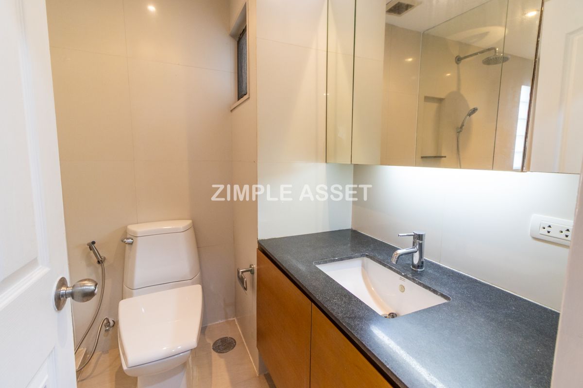 ให้เช่าสุขุมวิท อโศก ทองหล่อ : ZA90057 อพาร์ทเมนท์สุดหรูใจกลางสุขุมวิท ซอย31 มาพร้อมห้องขนาดใหญ่ กว้างขวาง ตกแต่งครบ พร้อมการออกแบบที่เน้นความเป็นส่วนตัว เงียบสงบ เหมาะสำหรับการพักผ่อนอย่างแท้จริง ตั้งอยู่บนทำเลใจกลางเมือง ใกล้ BTS พร้อมพงษ์ เลี้ยงสัตว์ได้🐶