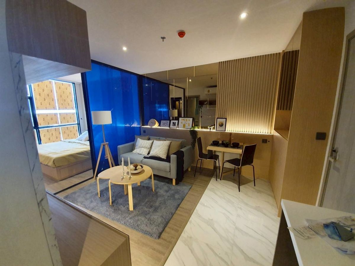 For RentCondoSukhumvit, Asoke, Thonglor : ✨ New room for rent RHYTHM EKKAMAI ✨ Luxurious condo in the heart of Ekamai, convenient to travel near BTS Ekkamai 📍 Rhythm Ekkamai Project