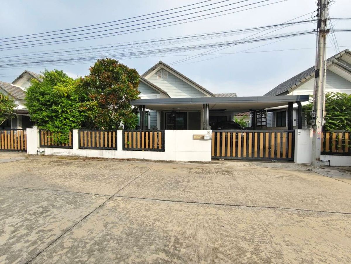 For SaleHousePattaya, Bangsaen, Chonburi : Selling/renting a single -story house, 58 sq.w., Naravillee Village (Naraville), good location, near Amata Nakorn Phan Thong