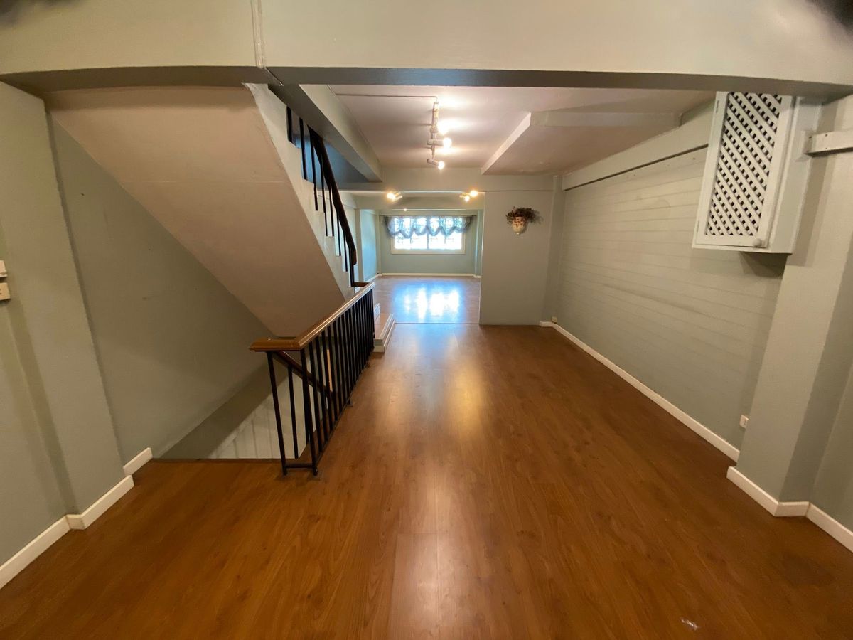 ขายอาคารพาณิชย์พัฒนาการ ศรีนครินทร์ : 🔥ด่วน! ขายอาคารพาณิชย์ห้องมุม ติดรถไฟฟ้าแบริ่ง ใกล้ถนนศรีนครินทร์ พร้อมผู้เช่า สัญญา 3 ปี รายได้ทันที!! 