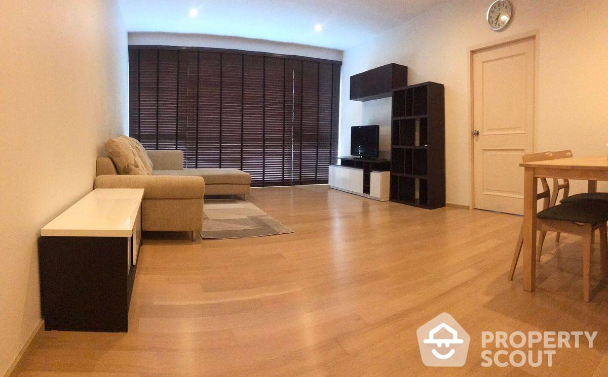 ขายคอนโดอารีย์ อนุสาวรีย์ : คอนโด 1-ห้องนอน ที่ โนเบิล รีเฟลกซ์ ใกล้ BTS อารีย์