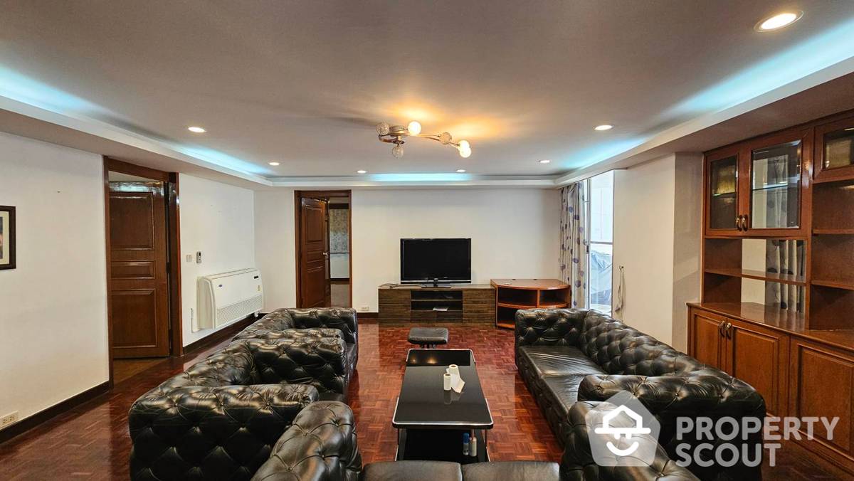 For RentCondoSukhumvit, Asoke, Thonglor : 4-BR Condo at Tai Ping Towers Sukhumvit 63 near ARL Ramkhamhaeng