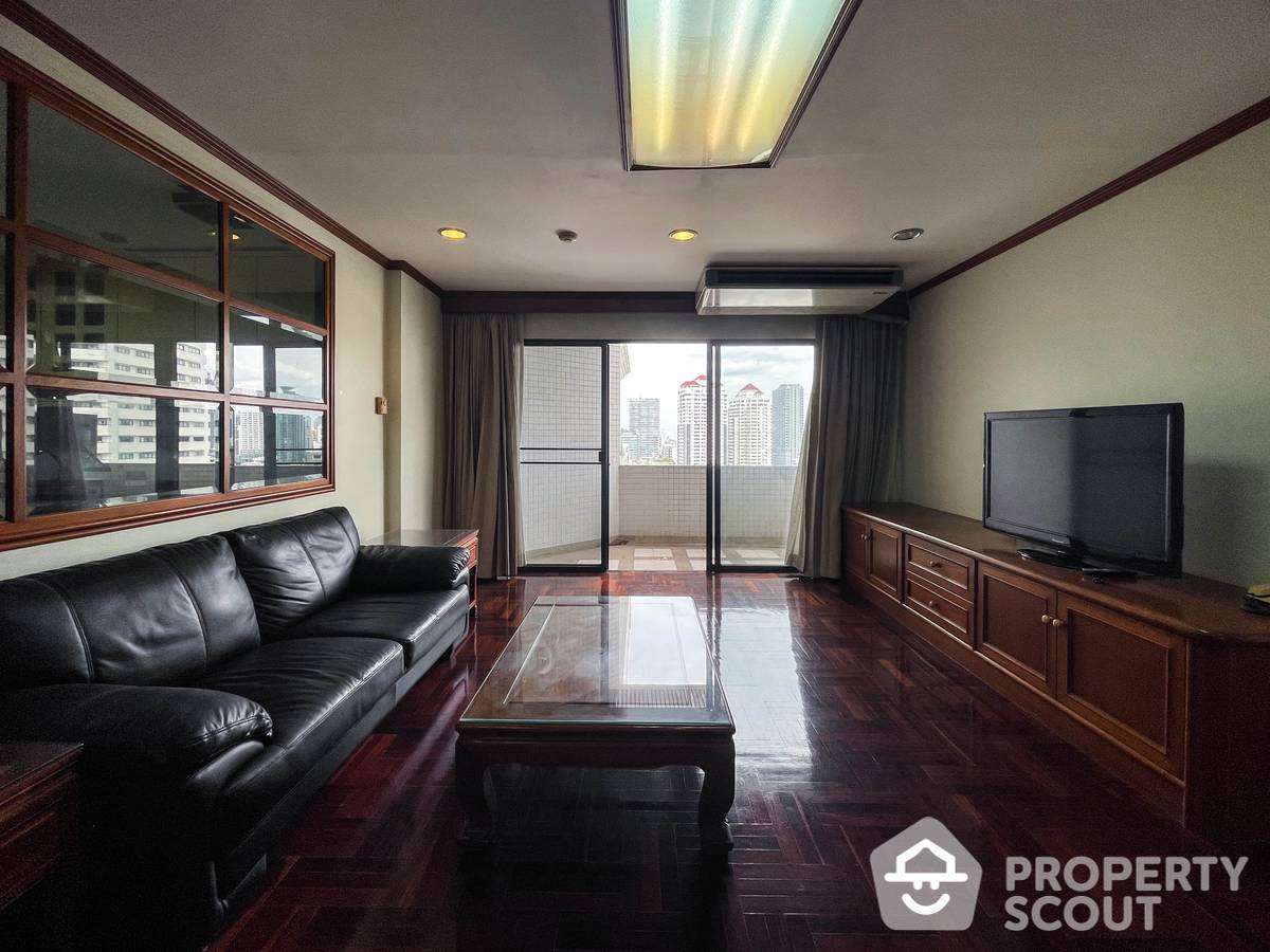 For SaleCondoSukhumvit, Asoke, Thonglor : 2-BR Condo at Richmond Palace Condominium near BTS Phrom Phong