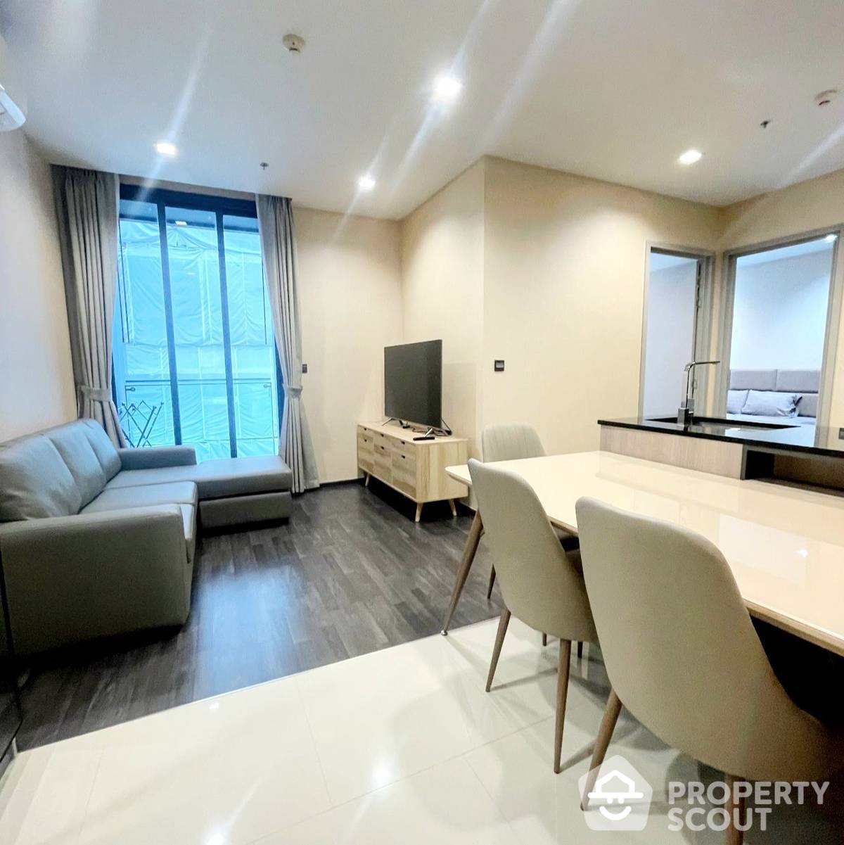 For SaleCondoRama9, Petchburi, RCA : 2-BR Condo at The Line Asoke - Ratchada near MRT Phra Ram 9