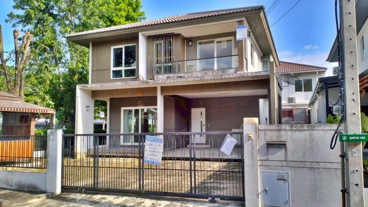 ขายบ้านมหาชัย สมุทรสาคร : บ้านเดี่ยว 2 ชั้น ห่างจากถนนพุทธสาคร ประมาณ 547 เมตร พฤกษ์ลดา เพชรเกษม สาย4