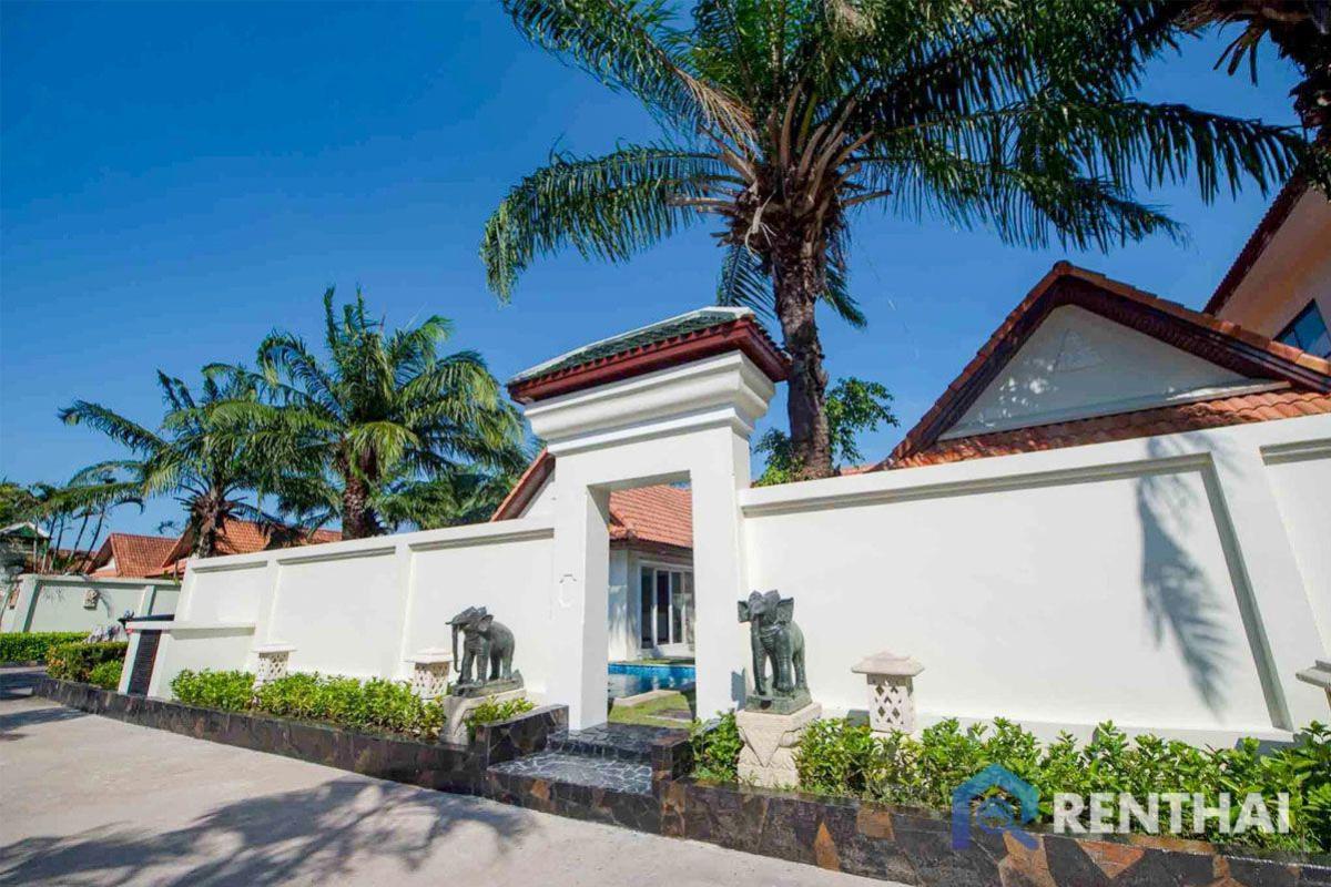 For SaleHousePattaya, Bangsaen, Chonburi : Luxury 5bed View Talay Villa in Pattaya with Pool & Garden - 26 M Thb, Fully Furnished