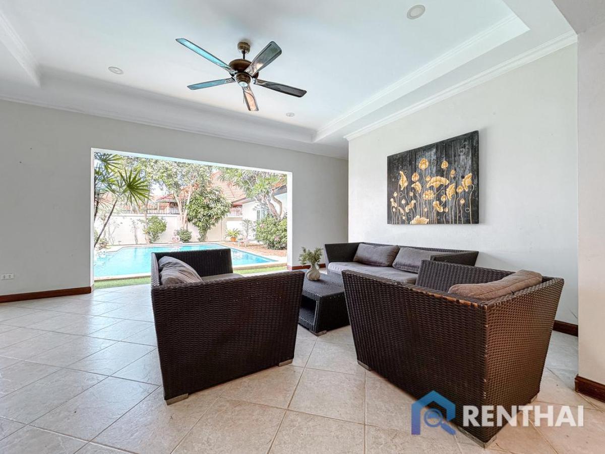 For SaleHousePattaya, Bangsaen, Chonburi : Luxury 5bed View Talay Villa in Pattaya with Pool & Garden - 26 M Thb, Fully Furnished