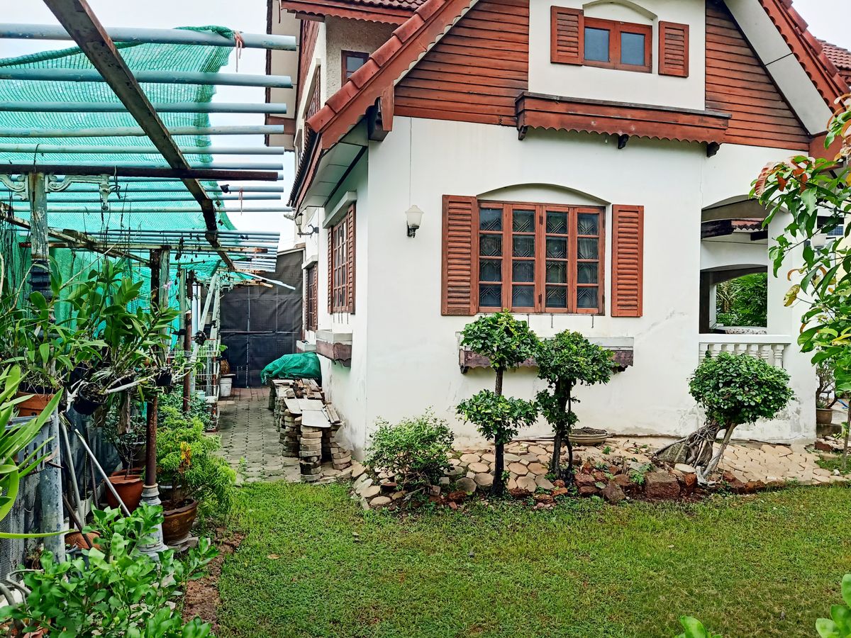 For SaleHouseNonthaburi, Bang Yai, Bangbuathong : Detached house 80 sq.w. Chollada Bang Bua Thong near the lake