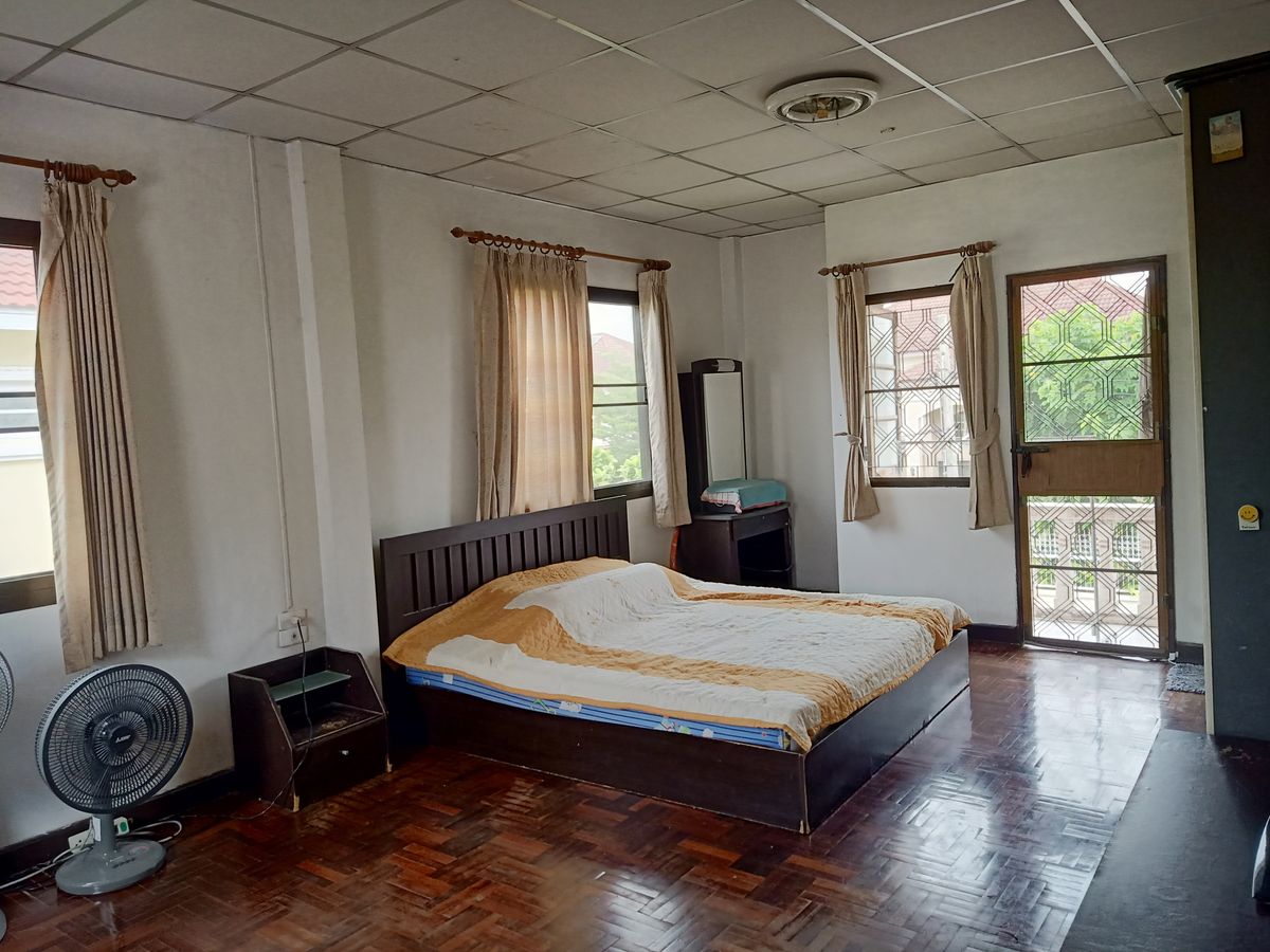 For SaleHouseNonthaburi, Bang Yai, Bangbuathong : Detached house 80 sq.w. Chollada Bang Bua Thong near the lake